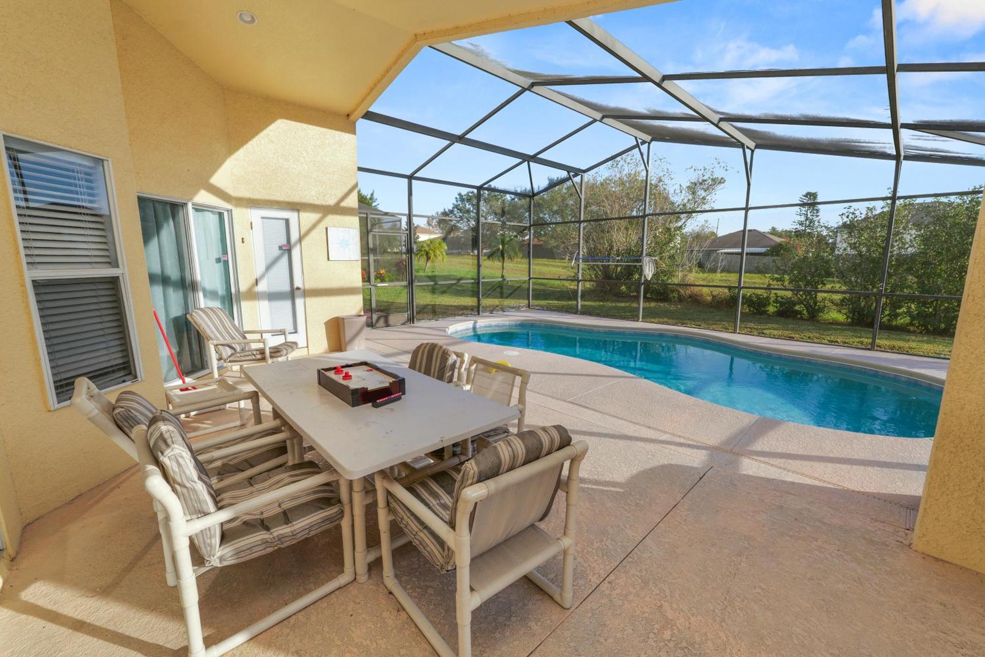 Near - Private Pool, Bbq & Hot Tub Davenport