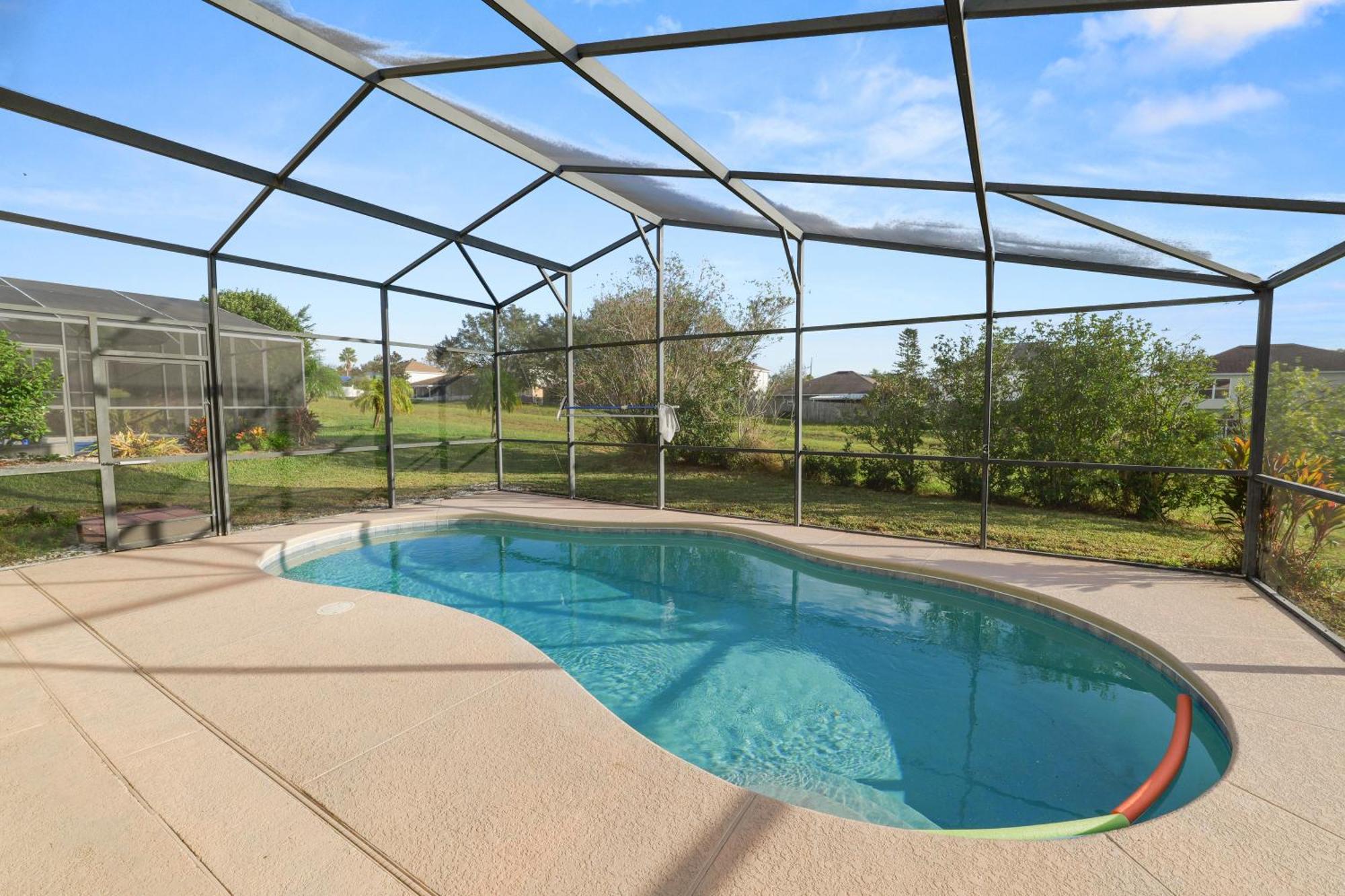 Near - Private Pool, Bbq & Hot Tub Hébergement de vacances Davenport