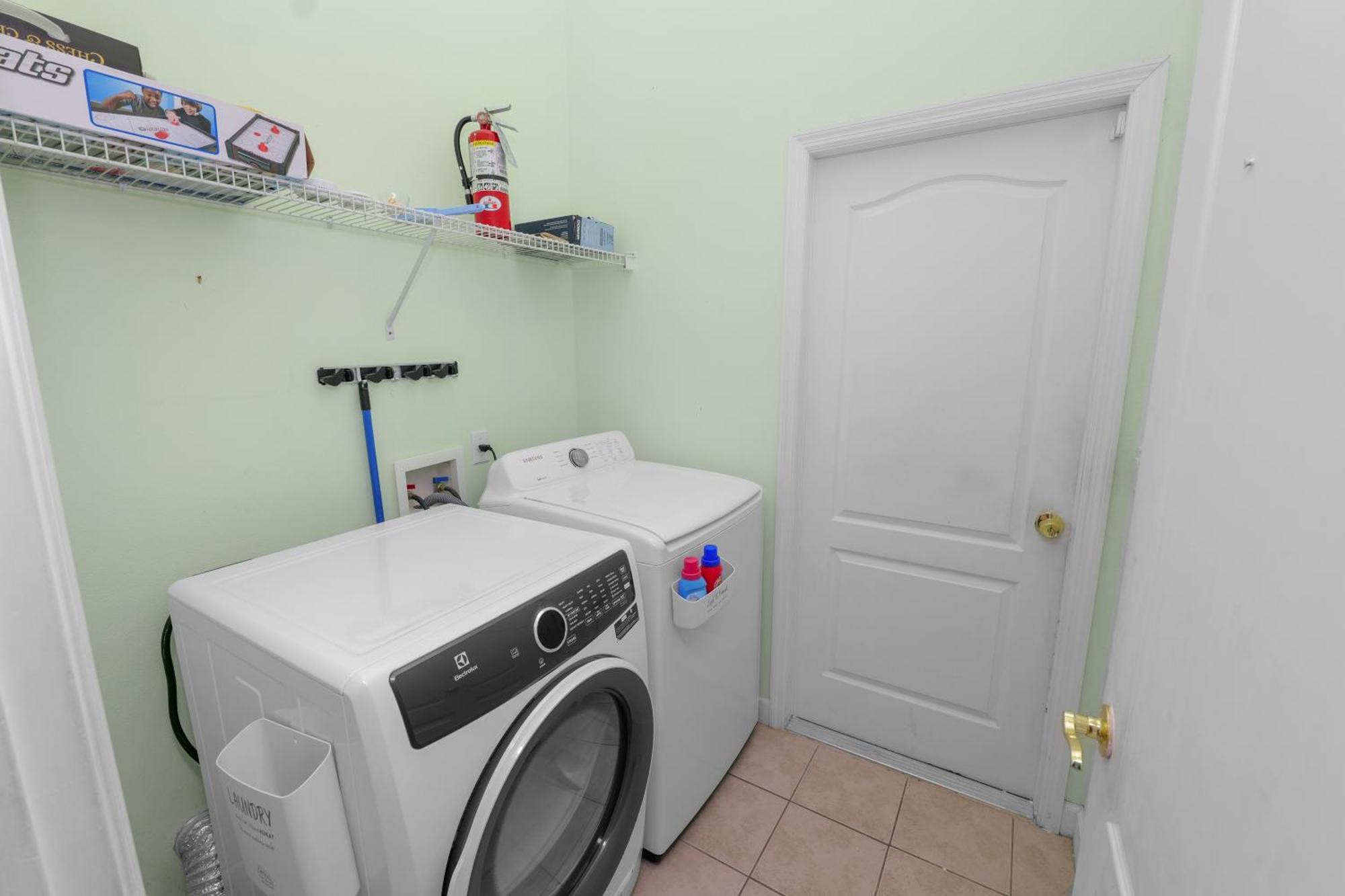 Hébergement de vacances Near - Private Pool, Bbq & Hot Tub *